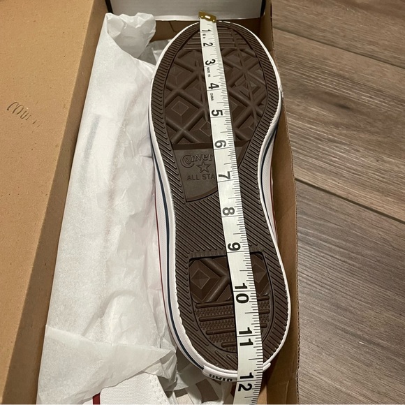 Chuck Taylor All Star Converse Unisex Low Top Size 9M/11W 8.5M/10.5W - Picture 2 of 8